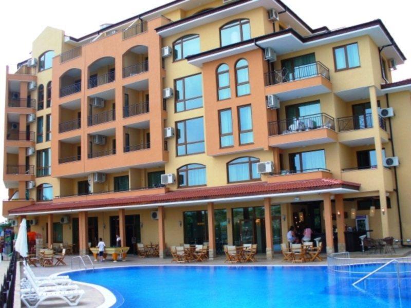 Golden Beach Aparthotel Sunny Beach Exterior photo